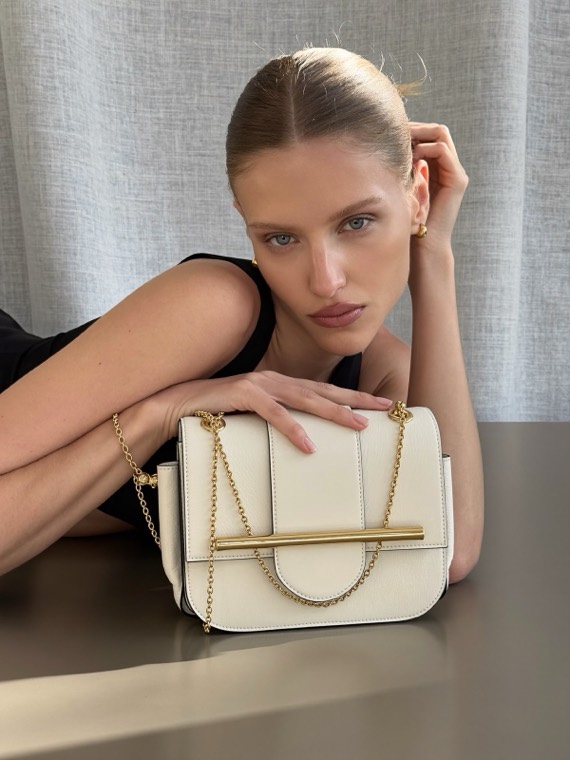 Ivory Chain