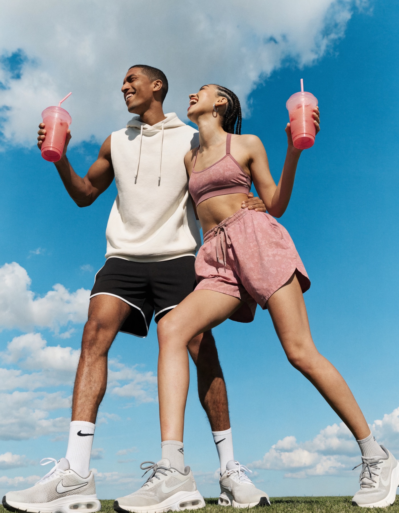 Sunny Side — Couple lifestyle